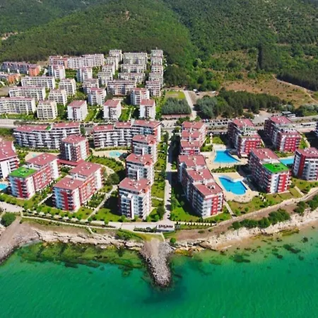 Panorama Noks Елените